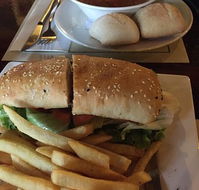 Derwent Bridge Wilderness Hotel - Click Find