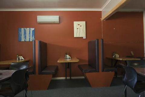 Michelle's Roadhouse Kitchen - Lawyer Find 0