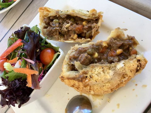 The Signature Cafe - Bridge Guide 0