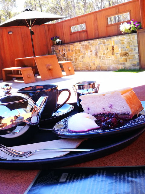 The Wall In The Wilderness Cafe - Click Find 2
