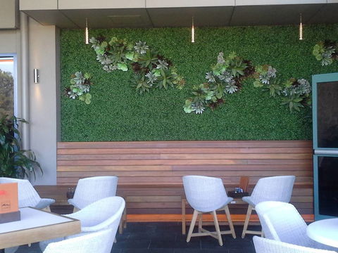 Red Sands Bar & Grill - Bridge Guide 1