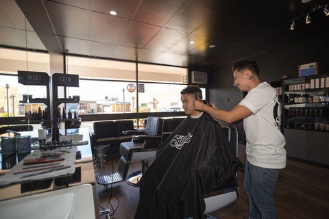 Groom Barbershop - Click Find 4