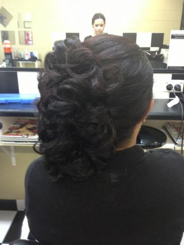 Turnstyles Hair Salon - Lawyer Find 1