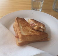 Smoult's Continental Deli - Bet 4u
