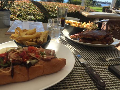 Bluewater Grill And Function Centre - Lawyer Find 0
