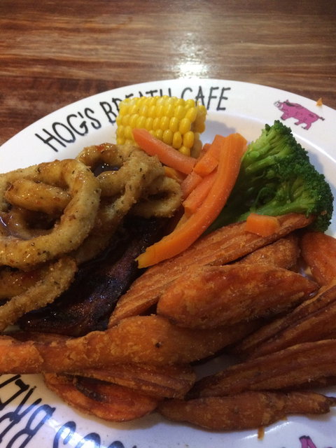 Hog's Breath Cafe - Bridge Guide 8