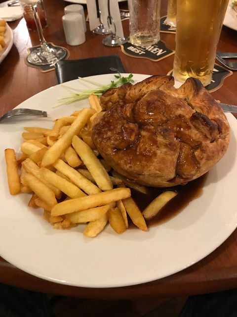 The Earl Of Spencer - Bar & Restaurant - Click Find 6