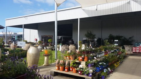 U Scape Garden Centre - Click Find 0