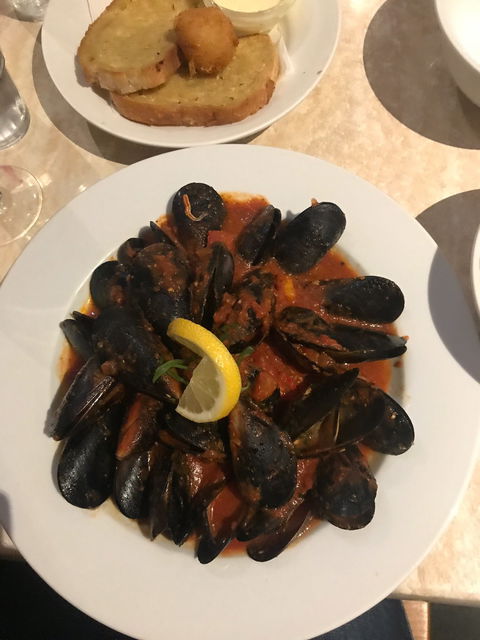 Venice Restaurant - Click Find 7