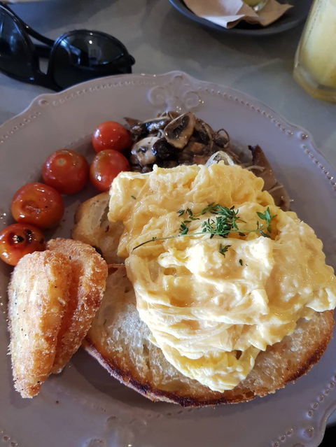 Green Mango Cafe - Bridge Guide 3
