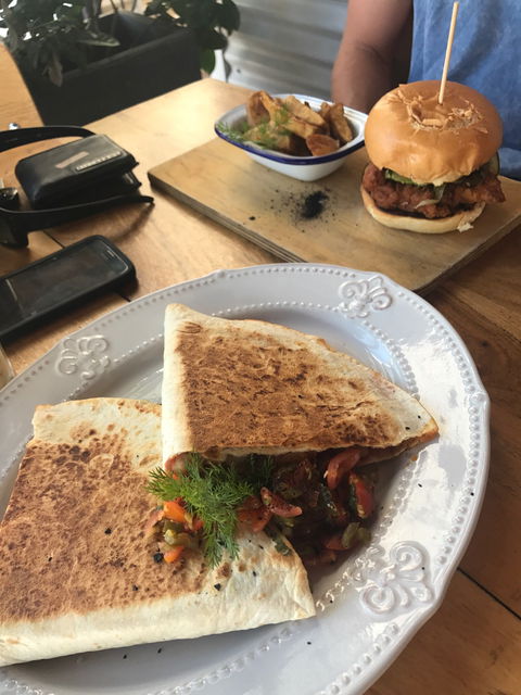 Green Mango Cafe - Bridge Guide 8