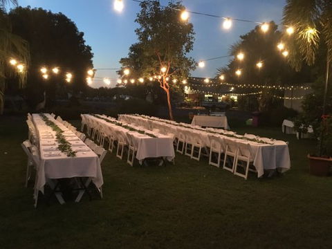 Ivanhoe Cafe - Click Find 0