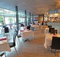 Kelly's Bar  Grill - Click Find