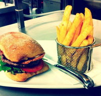 Margaret River Hotel - Bet 4u