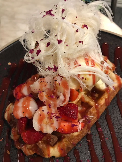 Pitcher And Iron - Click Find 4