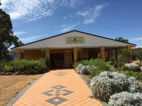 Alicia Estate Winery & Restaurant - Bet 4u 0