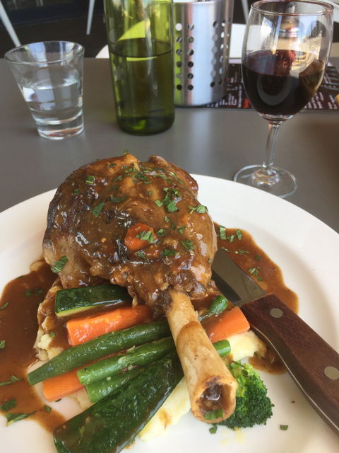 Aristos Waterfront Bunbury - Bridge Guide 3