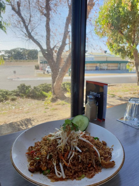 Cervantes Bar And Bistro - Lawyer Find 5