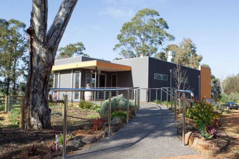 Ferguson Falls Wines Cafe - Lawyer Find 0