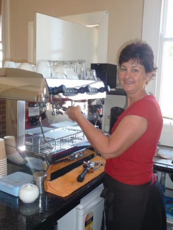 Five Roads Cafe - Click Find 0