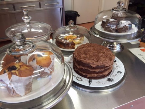 Kiosk At The Dam - Bet 4u 0