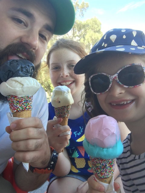 Simmoâ€™s Mandurah Ice Creamery - Bet 4u 9