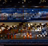 Small's Bar and Bites - Click Find