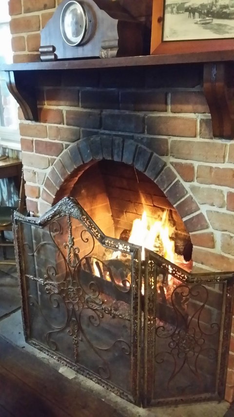 Spencers Brook Tavern - Bet 4u 1