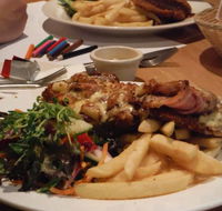 Enfield Hotel Restaurant - Bet 4u