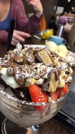 Indulge In Chocolate - Click Find 0