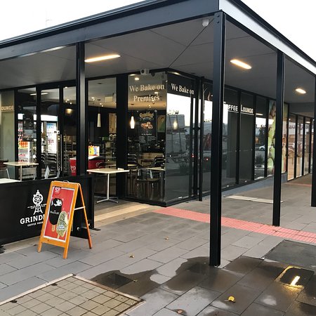 Q3 Coffee Lounge - Bet 4u 0