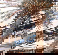 The Moseley Bar  Kitchen - Lawyer Find