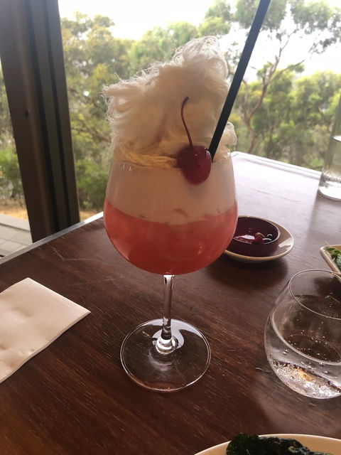 Windy Point Cafe - Click Find 7