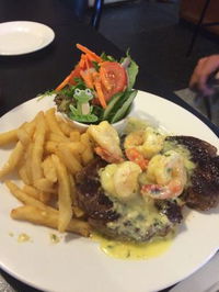 Aldinga Pub