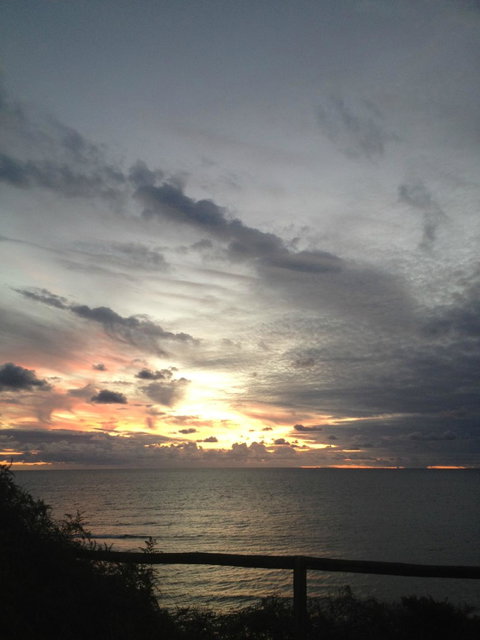 Deep Blue Cafe - Bet 4u 1