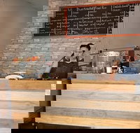 Han's Banh Mi - Click Find