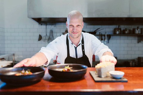 Maxwell - Lawyer Find 0