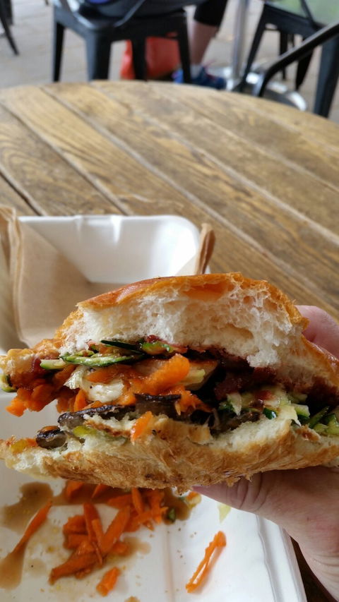 Maxwell's Grocery - Click Find 4