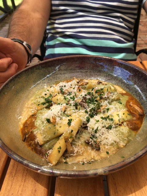 The Currant Shed - Local Finder 12