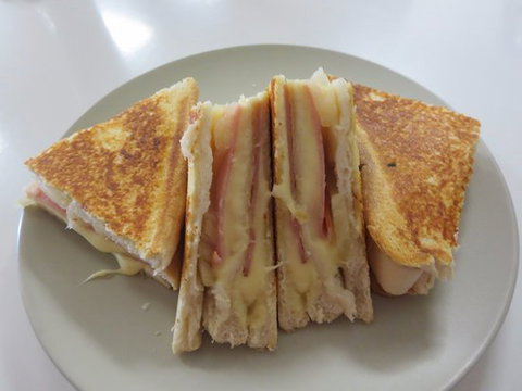 Cafe La Vie - Bet 4u 0