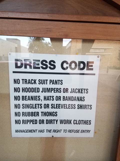 Murray Bridge Hotel- Dining Room - Bet 4u 1