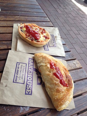 Ocean Street Bakehouse - Click Find 0