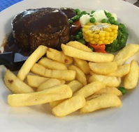 Prince of Wales Hotel - Click Find