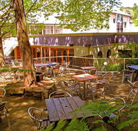 The Aldgate Pump Hotel - Click Find