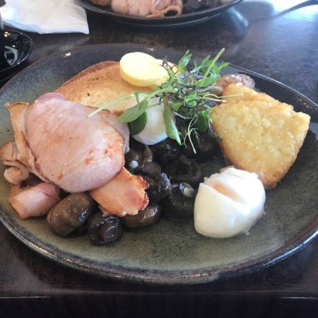 The Summit Restaurant - Lawyer Find 0