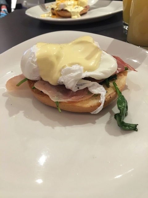 127 Bar & Bistro - Click Find 5