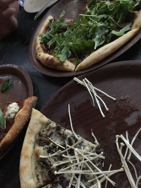 Alfredo's Pizzeria - Click Find 6
