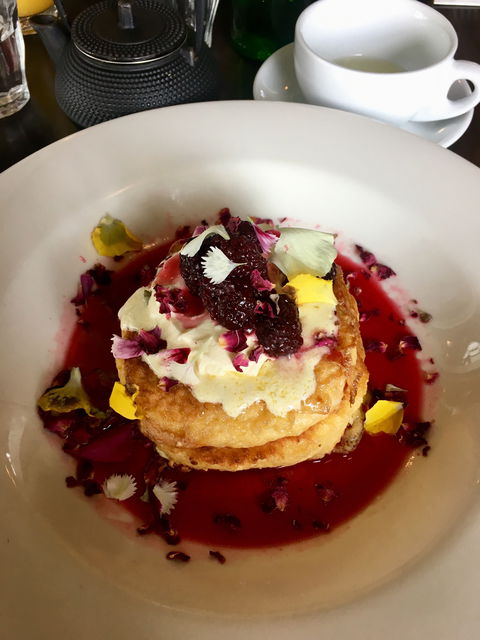 Anouk Cafe - Click Find 1