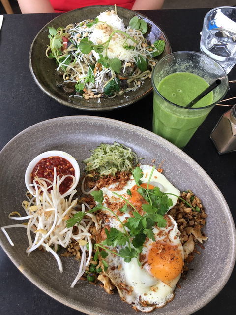 Corner Store Cafe - Click Find 6