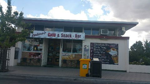 Daline's Cafe & Snackbar - Lawyer Find 0